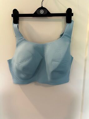 Victoria's Secret Wireless Sports Comfort Bra